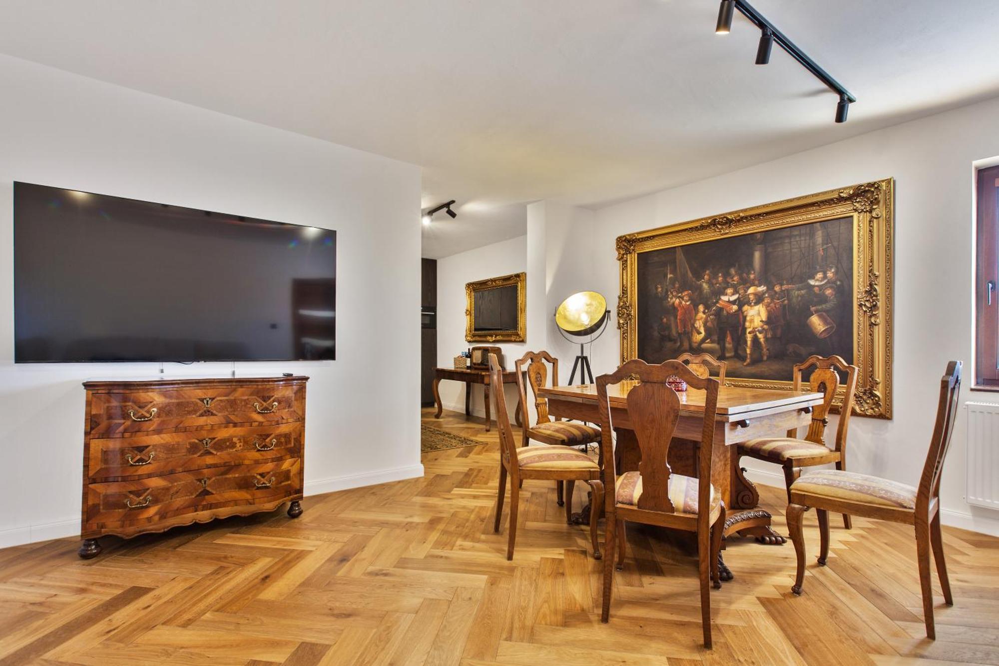 Brezno Central Apartments Экстерьер фото